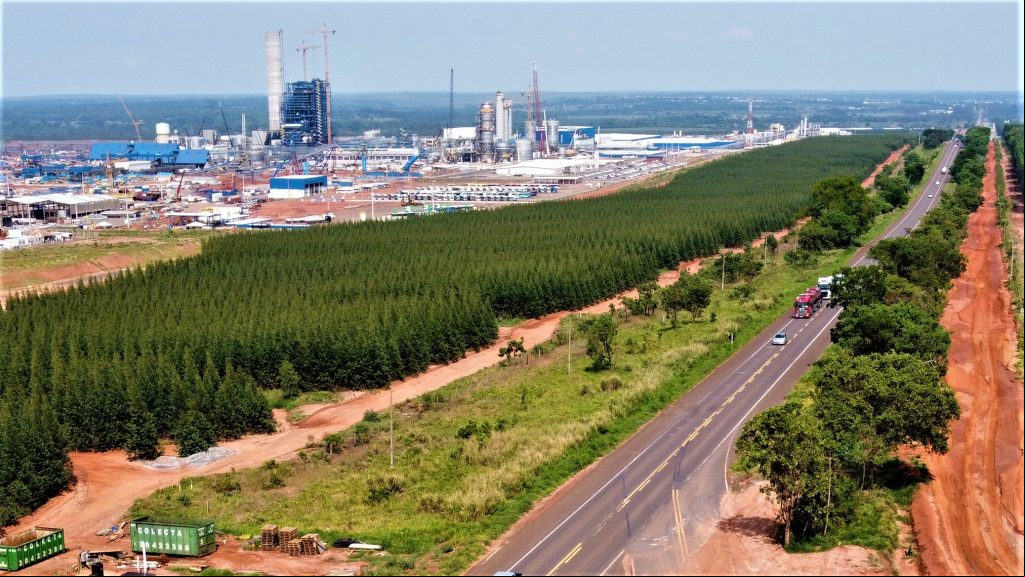 Fábrica da Suzano em Ribas trouxe "boom" econômico para região (Foto: Saul Schramm)